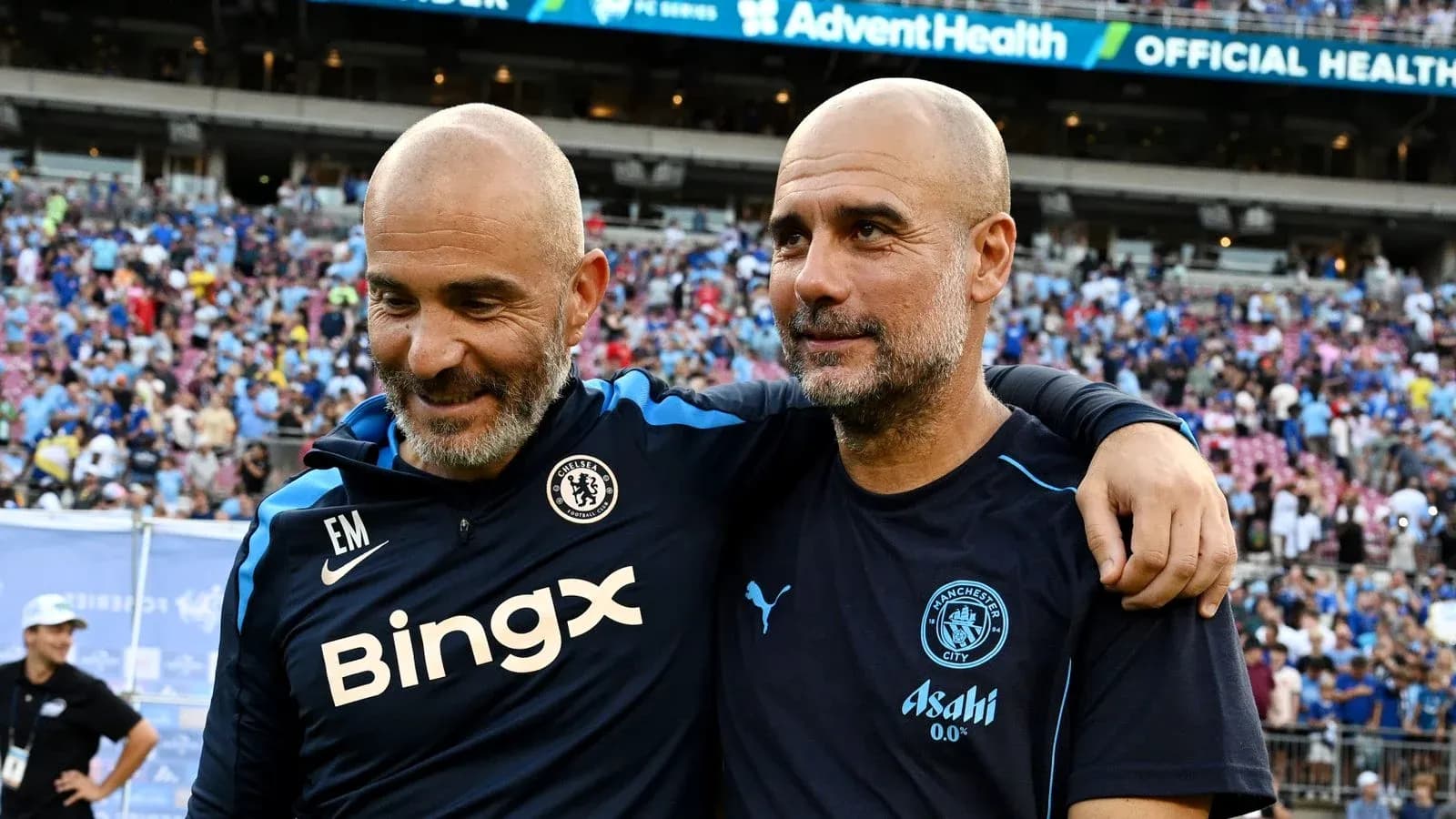 Тренеры Chelsea и Manchester City на стадионе Тренеры Chelsea и Manchester City на стадионе